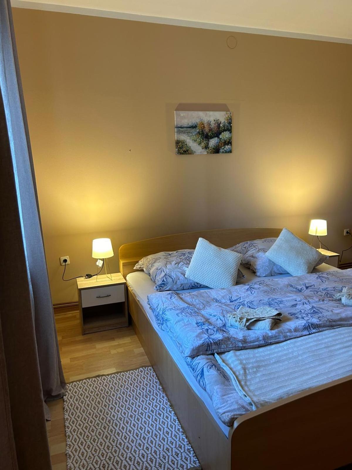 Domus Nostra Apartment Lovinac  Ngoại thất bức ảnh
